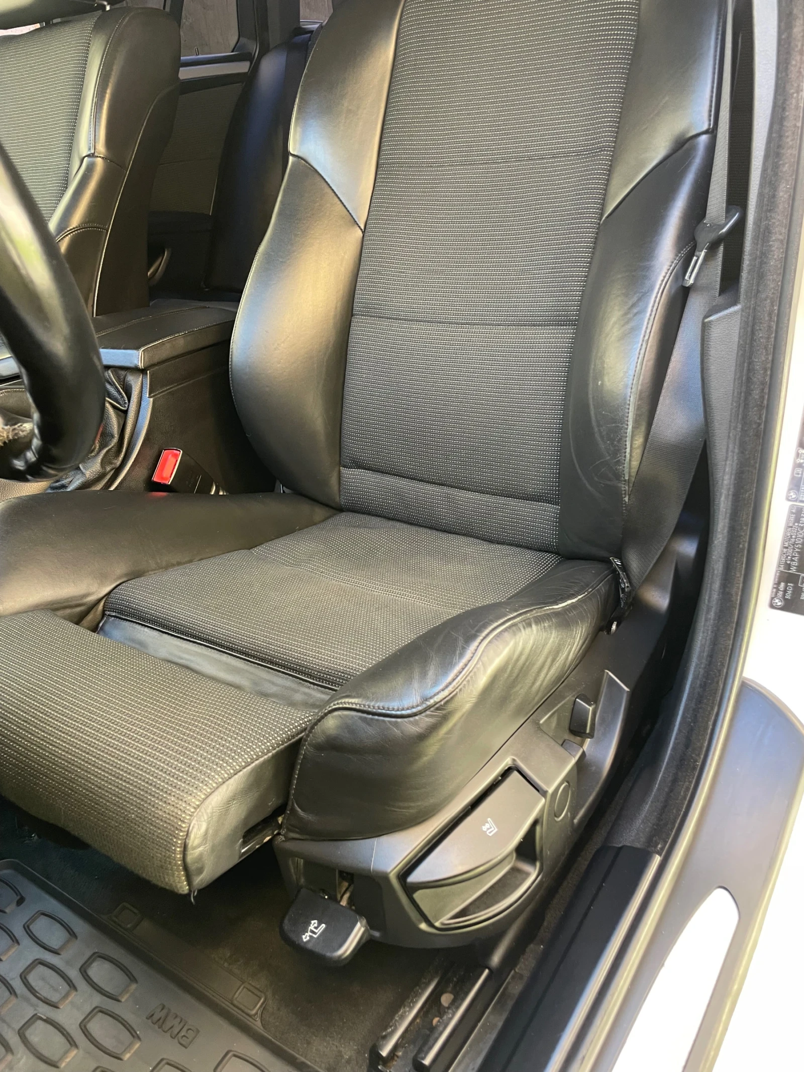 BMW 525 Facelift , снимка 11 - Автомобили и джипове - 54306837