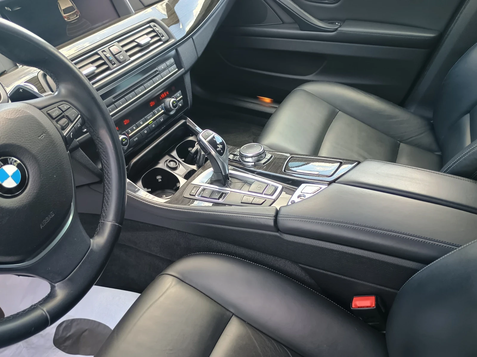 BMW 525 2D/XDRIVE/Luxury/Facelift , снимка 10 - Автомобили и джипове - 54710934