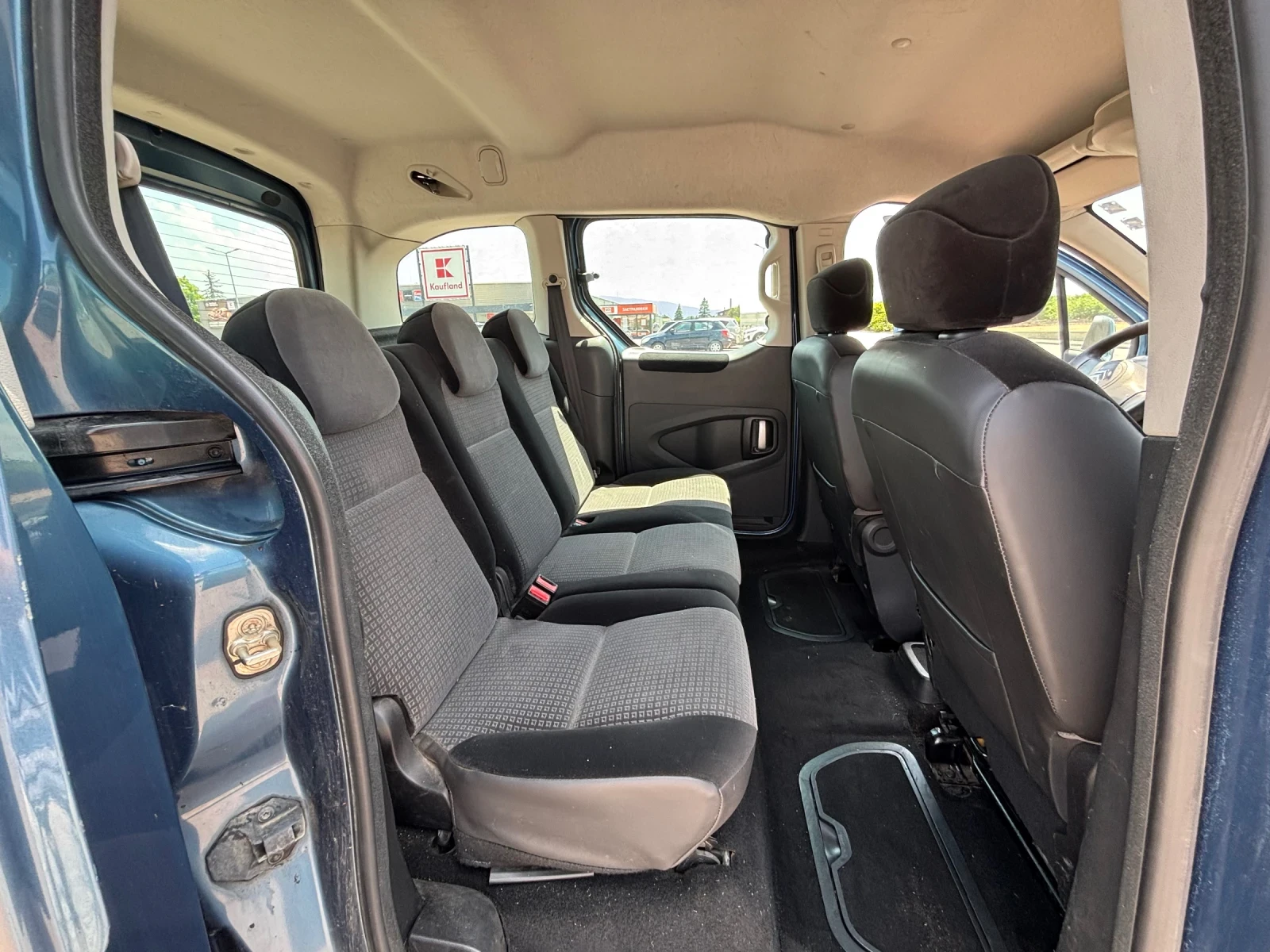Citroen Berlingo, снимка 13 - Автомобили и джипове - 54800886