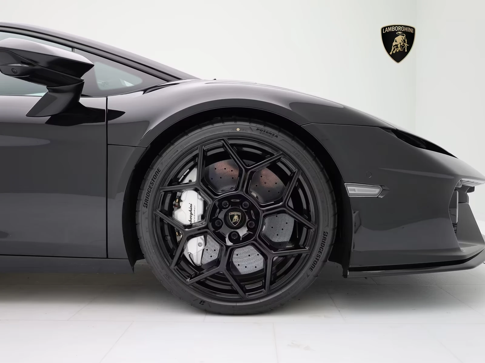 Lamborghini Temerario PHEV KERAMIK LIFT-SYSTEM MATRIX SONUS, снимка 7 - Автомобили и джипове - 54824987