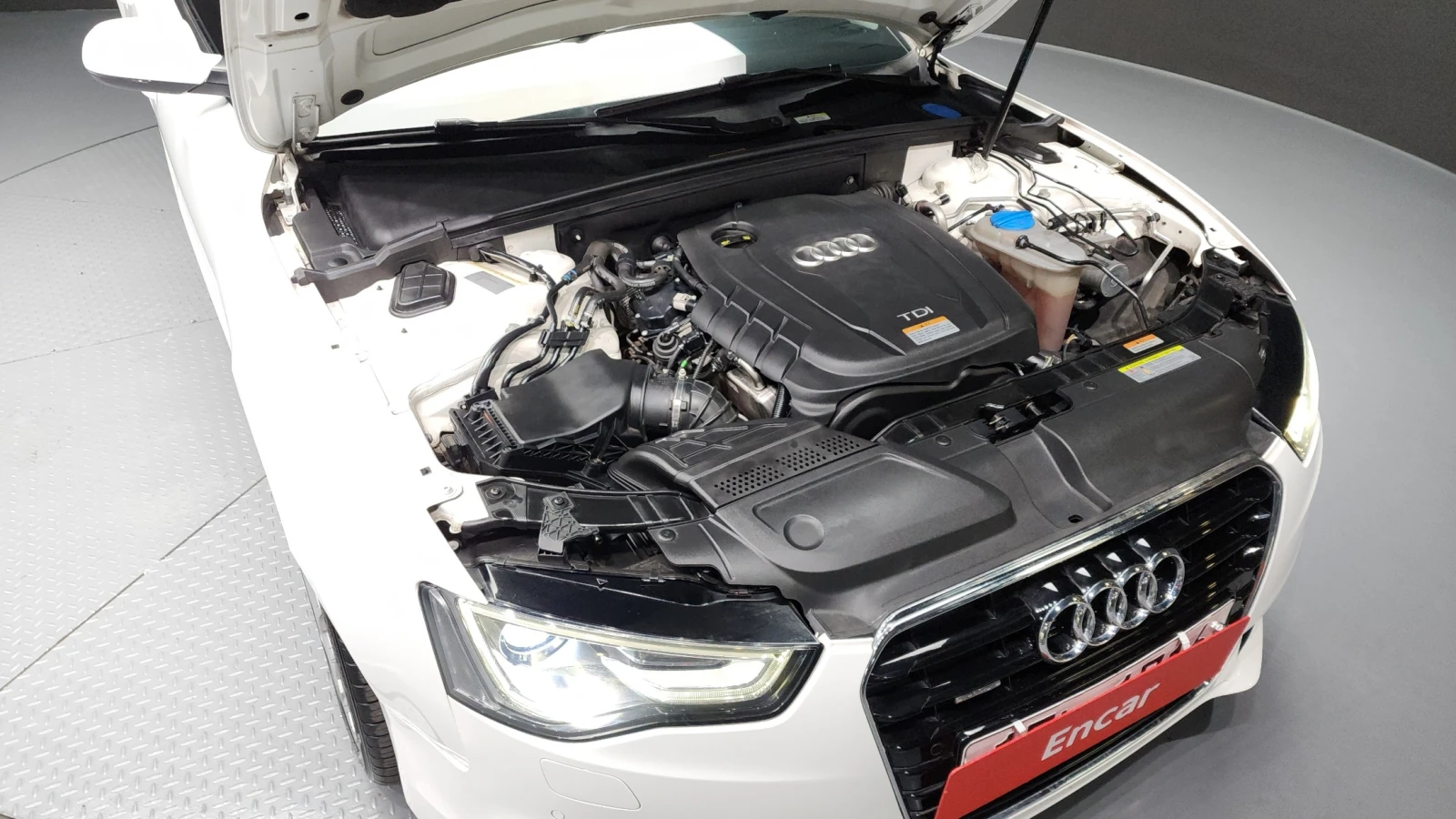 Audi A5 2.0 TDI Quattro Sportback, снимка 5 - Автомобили и джипове - 55281533