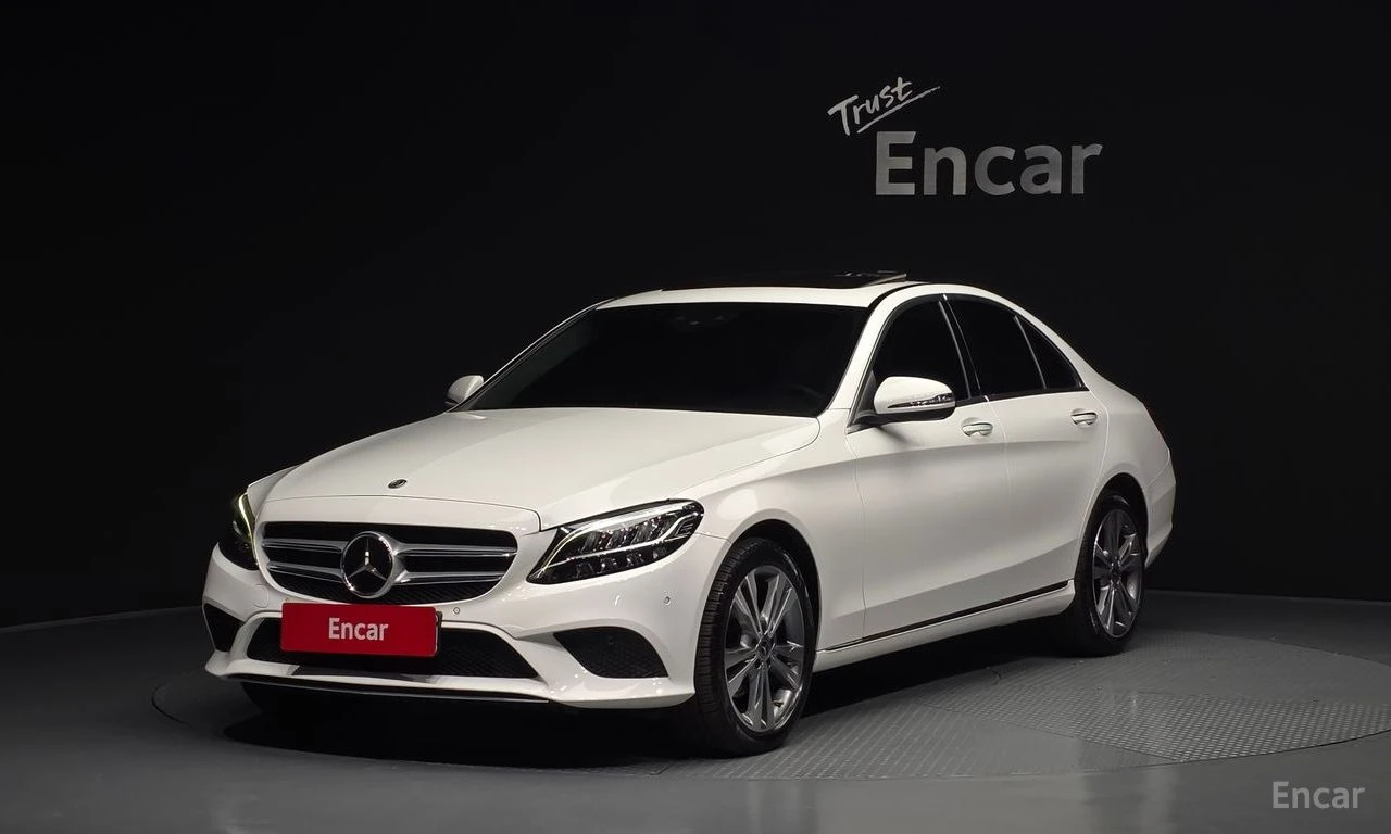 Mercedes-Benz C 220 4MATIC* HEAD UP* DISTRONIC* LANE ASS* КРАЙНА ЦЕНА