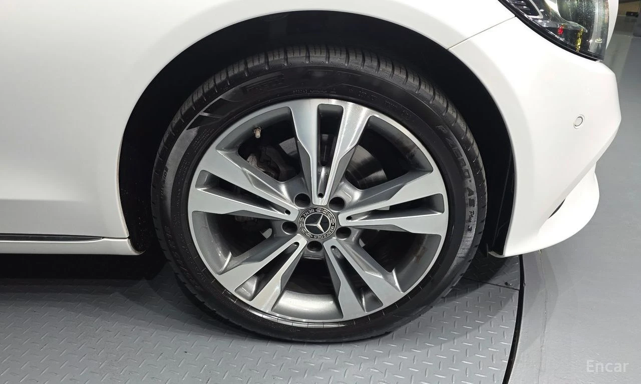 Mercedes-Benz C 220 4MATIC* HEAD UP* DISTRONIC* LANE ASS* КРАЙНА ЦЕНА, снимка 5 - Автомобили и джипове - 55441355