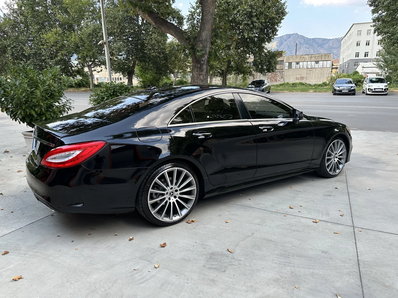 Mercedes-Benz CLS 400 4 Matic, снимка 5 - Автомобили и джипове - 55570847