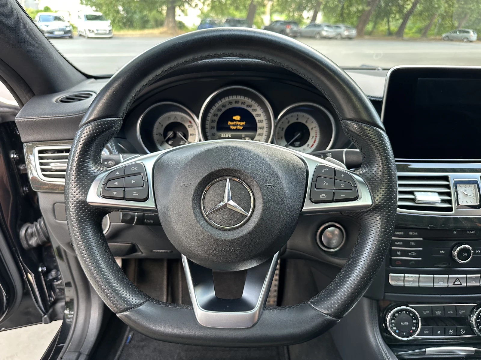 Mercedes-Benz CLS 400 4 Matic, снимка 15 - Автомобили и джипове - 55570847