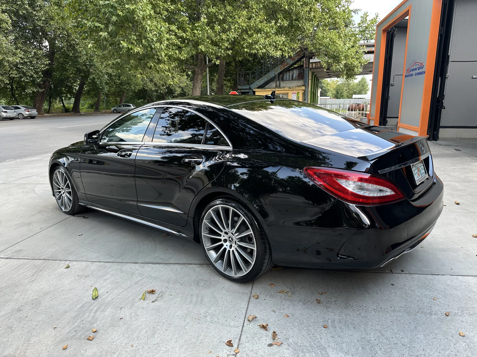 Mercedes-Benz CLS 400 4 Matic, снимка 7 - Автомобили и джипове - 55570847