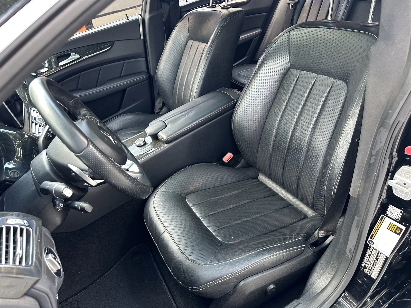 Mercedes-Benz CLS 400 4 Matic, снимка 10 - Автомобили и джипове - 55570847