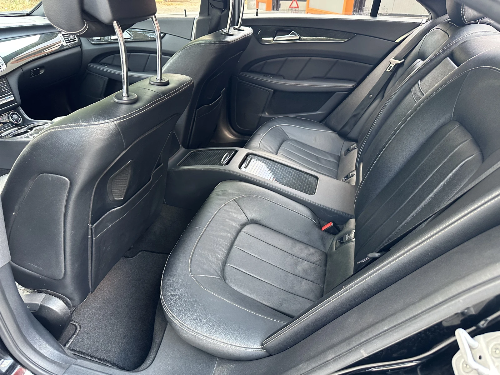 Mercedes-Benz CLS 400 4 Matic, снимка 12 - Автомобили и джипове - 55570847