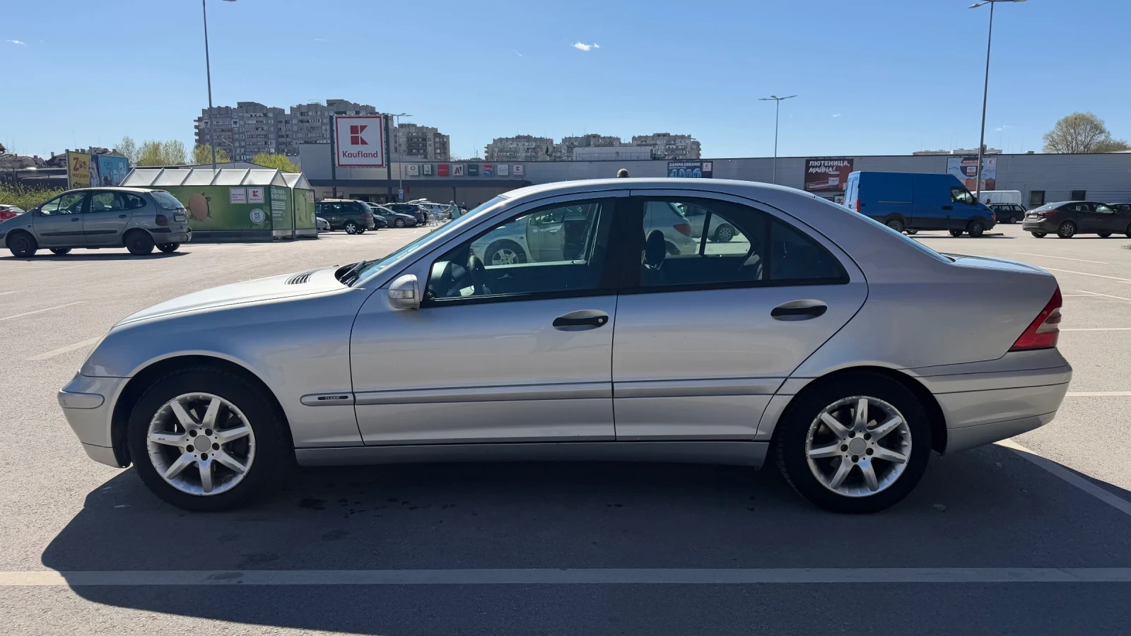 Mercedes-Benz C 180, снимка 4 - Автомобили и джипове - 55643971
