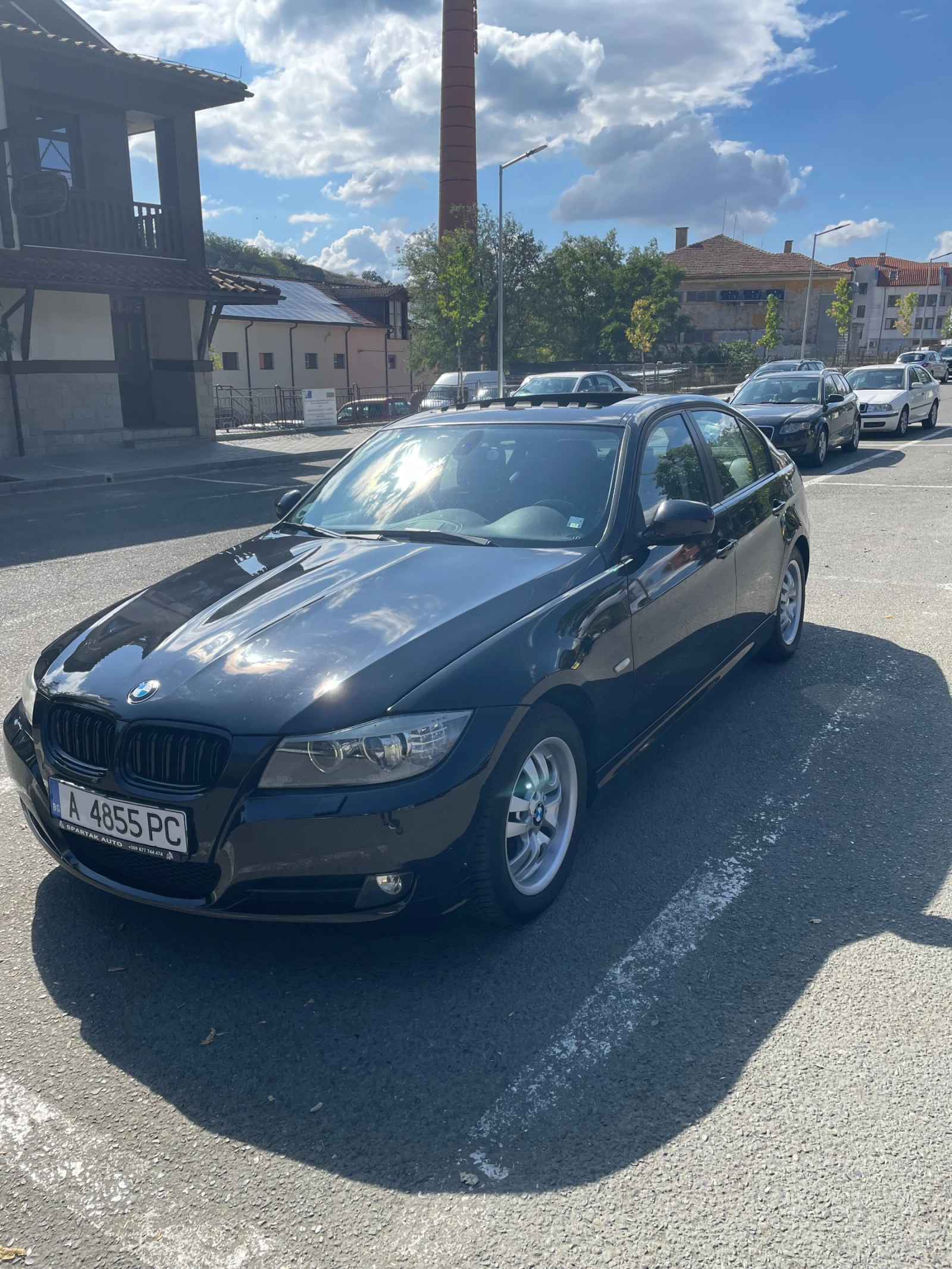 BMW 320 E90 LCI, снимка 2 - Автомобили и джипове - 56310216