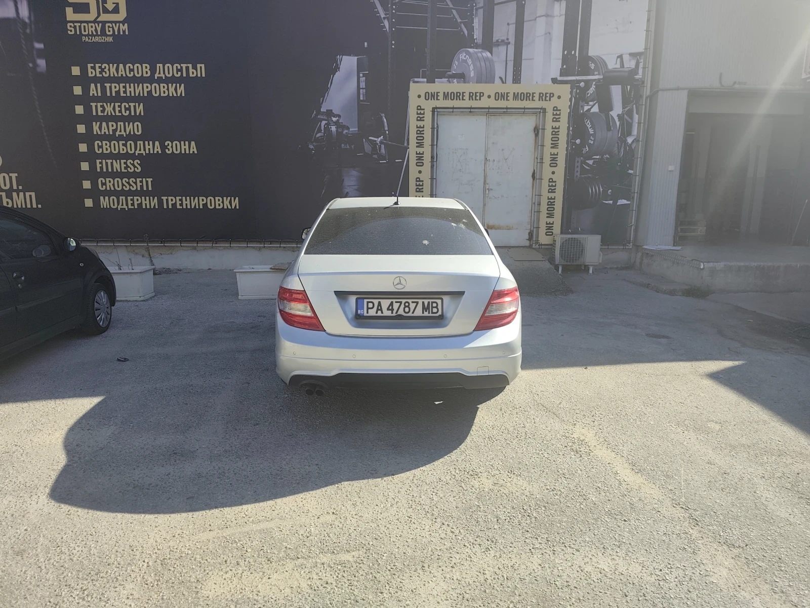 Mercedes-Benz C 180, снимка 6 - Автомобили и джипове - 56466764