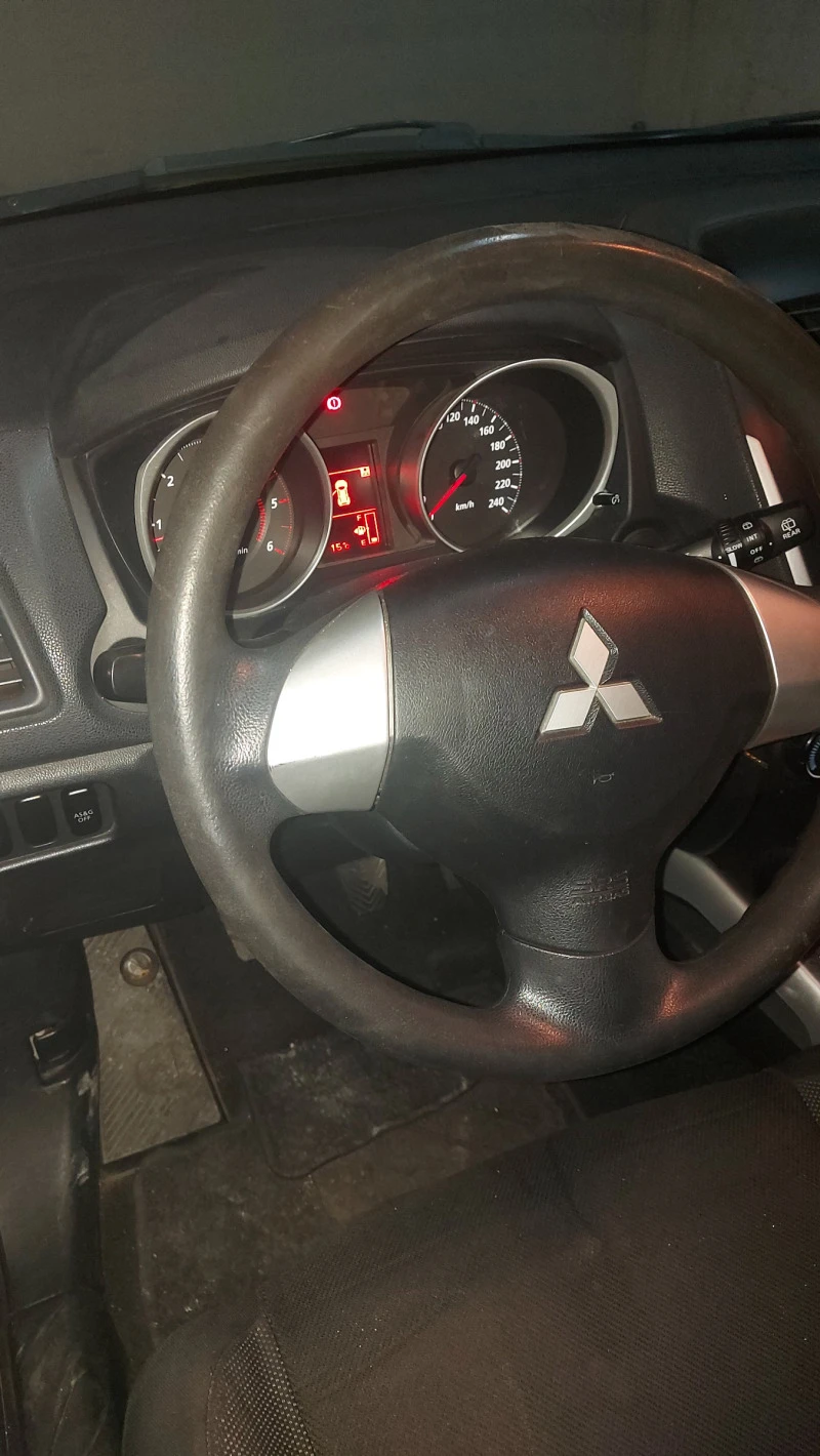 Mitsubishi ASX, снимка 3 - Автомобили и джипове - 45797854