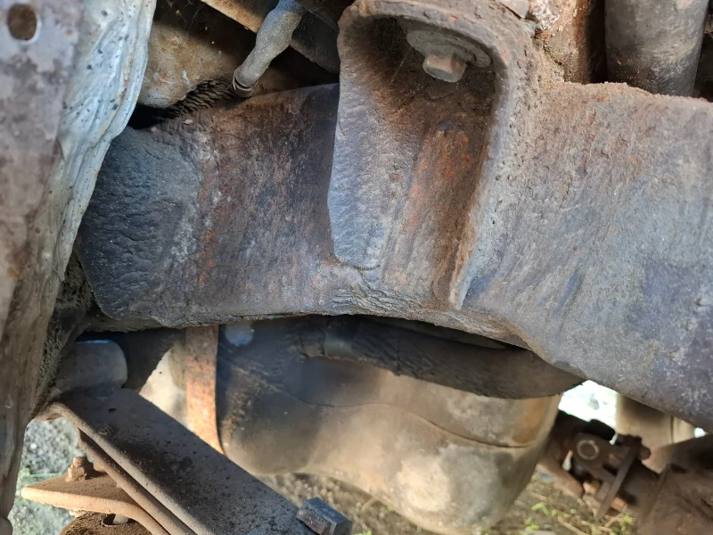 Nissan Navara Цял или на части, снимка 4 - Автомобили и джипове - 52597062