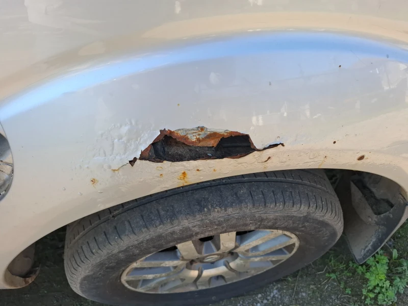 Nissan Navara Цял или на части, снимка 11 - Автомобили и джипове - 52597062