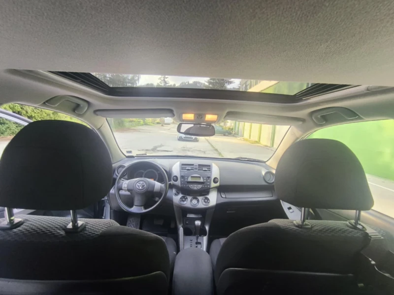 Toyota Rav4, снимка 7 - Автомобили и джипове - 52593640