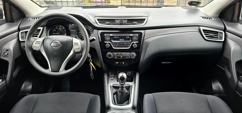 Nissan Qashqai DIG-T, снимка 11 - Автомобили и джипове - 52777287