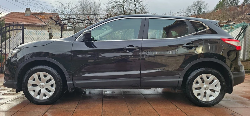 Nissan Qashqai DIG-T, снимка 4 - Автомобили и джипове - 52777287