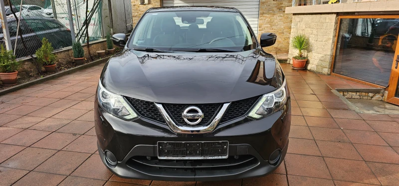 Nissan Qashqai DIG-T, снимка 9 - Автомобили и джипове - 52777287