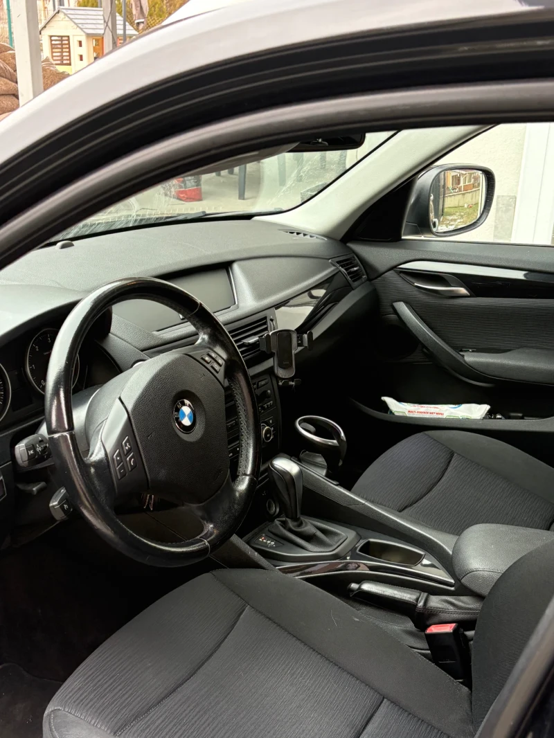 BMW X1, снимка 7 - Автомобили и джипове - 53090226