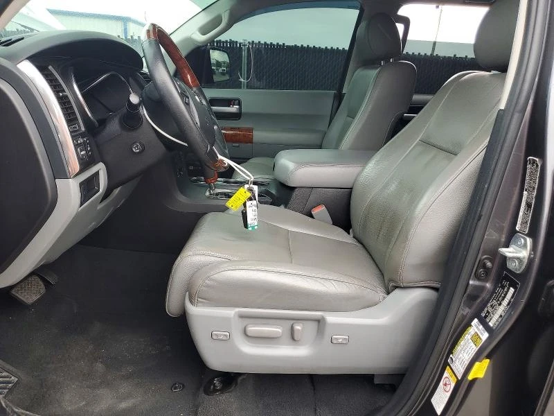 Toyota Sequoia PLATINUM  * * 2021 * * 7 МЕСТА * * ОТ ТОПЪЛ ЩАТ * , снимка 7 - Автомобили и джипове - 54180412