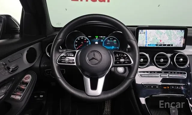 Mercedes-Benz GLC 300 e AMG Coupe Plug in Hybrid, снимка 9 - Автомобили и джипове - 55112733