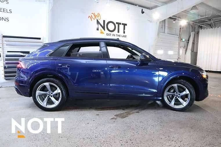 Audi Q8 TECHNIK | S-LINE /CARFAX /ФИНАНСИРАНЕ, снимка 5 - Автомобили и джипове - 54609036