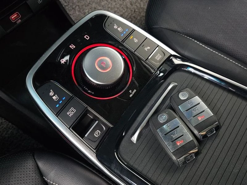 Kia Niro Noblesse| 201к.с., снимка 9 - Автомобили и джипове - 56007854