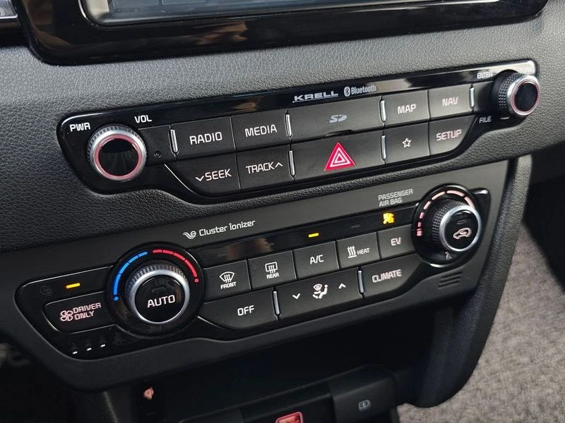 Kia Niro Noblesse| 201к.с., снимка 14 - Автомобили и джипове - 56007854