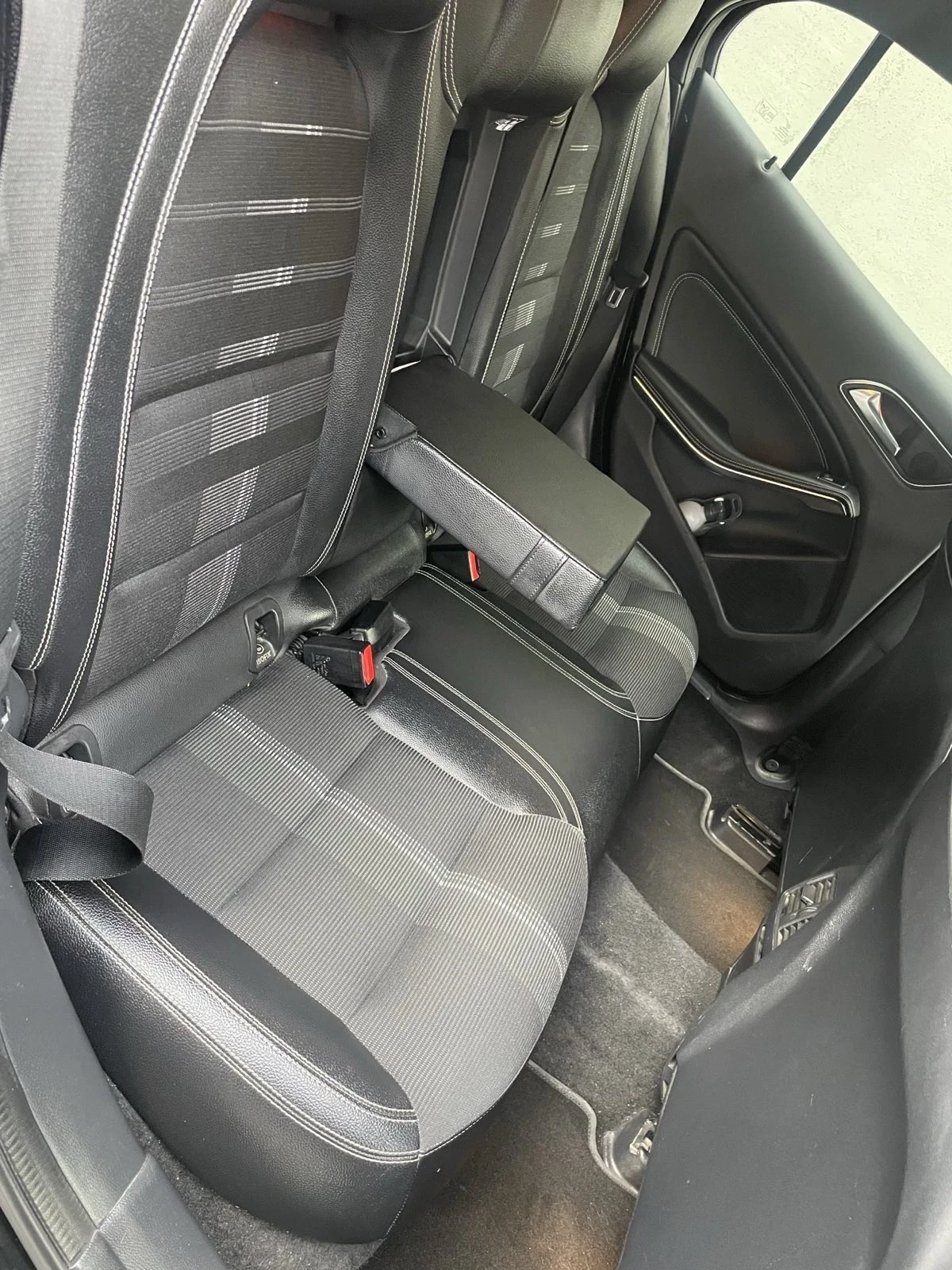 Mercedes-Benz GLA 200 | Mobile.bg   16