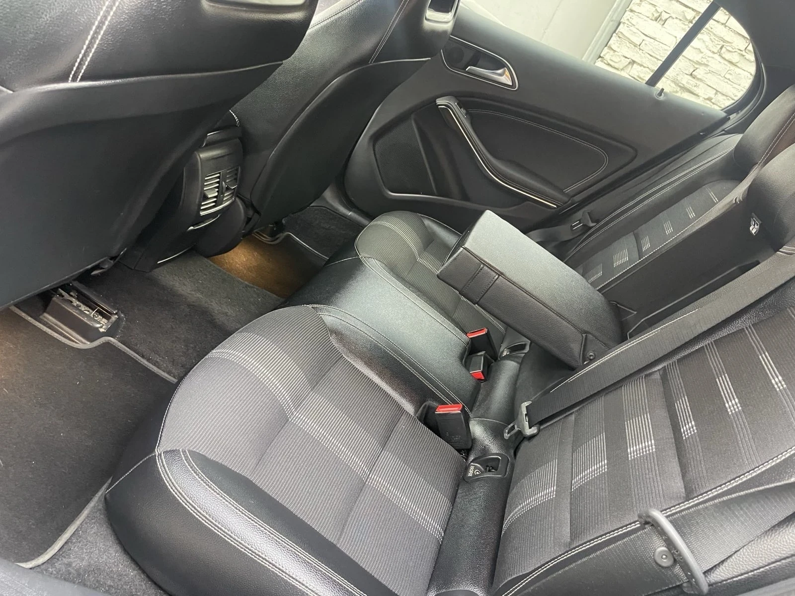 Mercedes-Benz GLA 200 | Mobile.bg   15