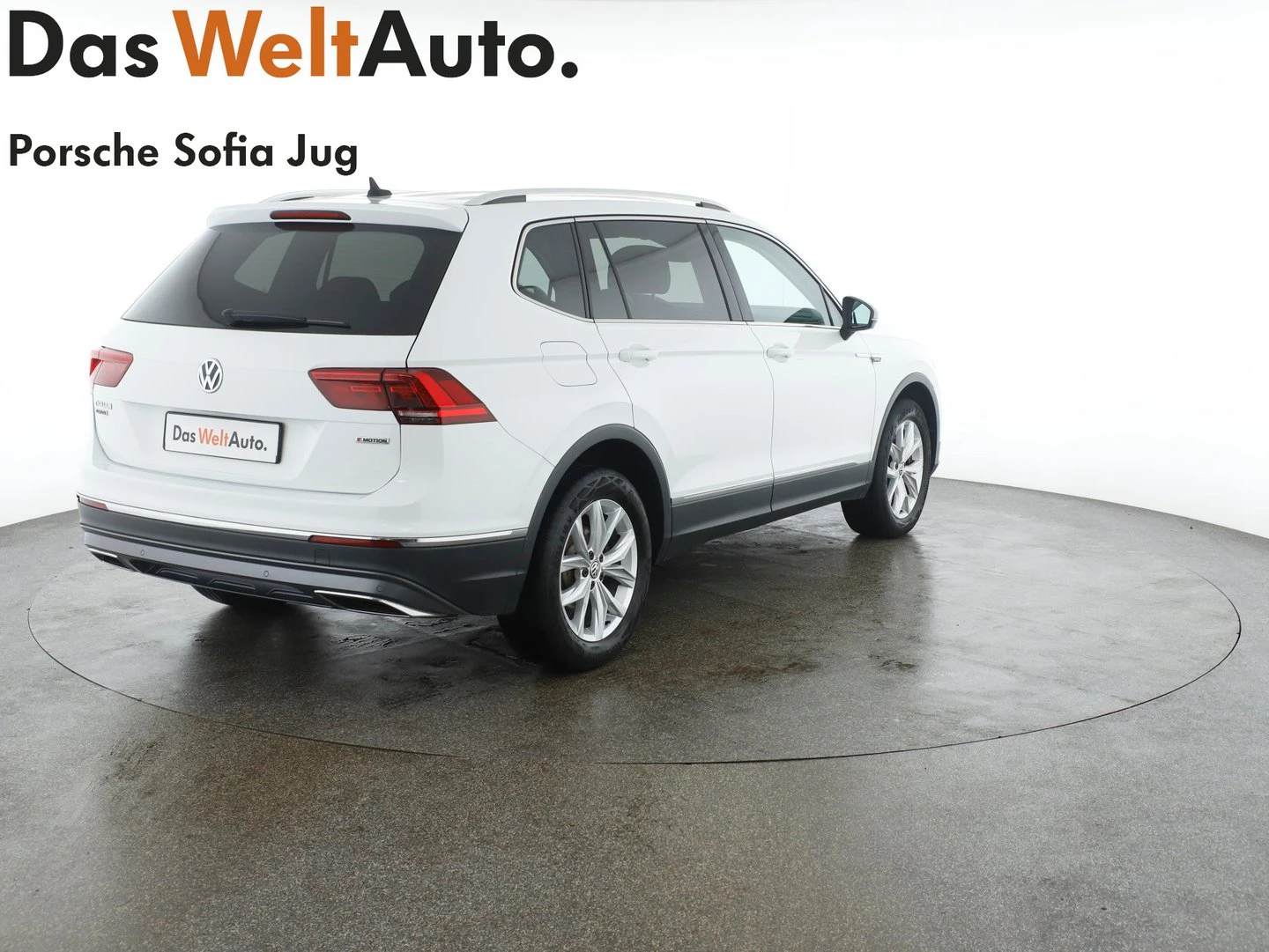 VW Tiguan LWB Highline 2.0TDI 4MOTION BMT - изображение 3