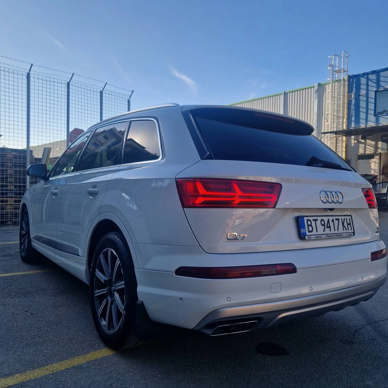 Audi Q7 S-line/Digital/Matrix led/Ouattro - изображение 6
