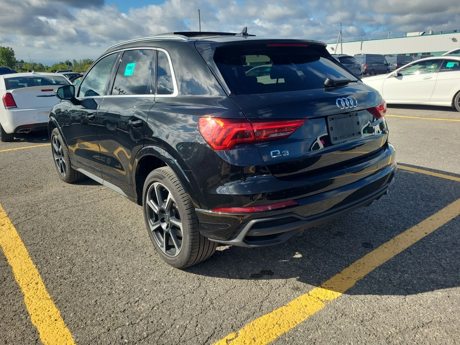 Audi Q3 PROGRESSI* CARFAX * АвтоКредит * Цена до България* - изображение 4