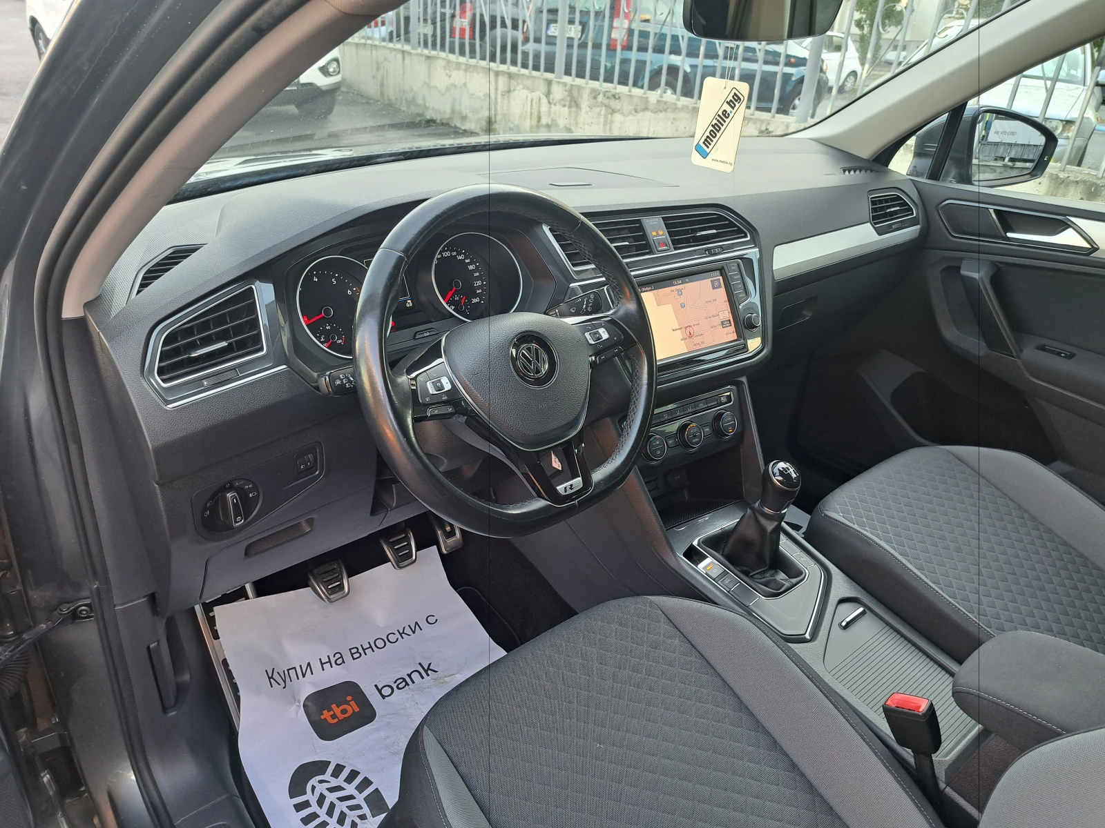 VW Tiguan 1.4TSI-R-LINE-NAVI-ПЕРФЕКТЕН | Mobile.bg — изображение 5