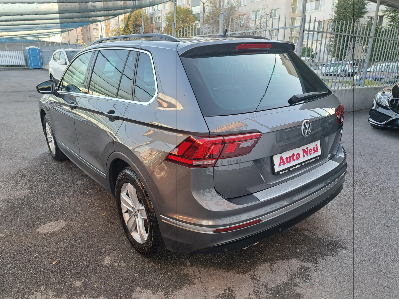 VW Tiguan 1.4TSI-R-LINE-NAVI-ПЕРФЕКТЕН | Mobile.bg — изображение 4