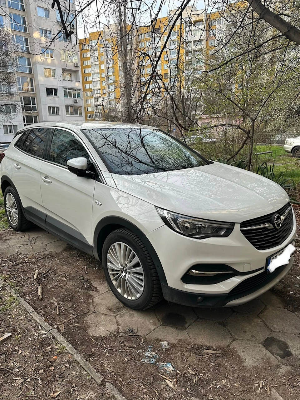 Opel Grandland X Лек, снимка 2 - Автомобили и джипове - 53909286