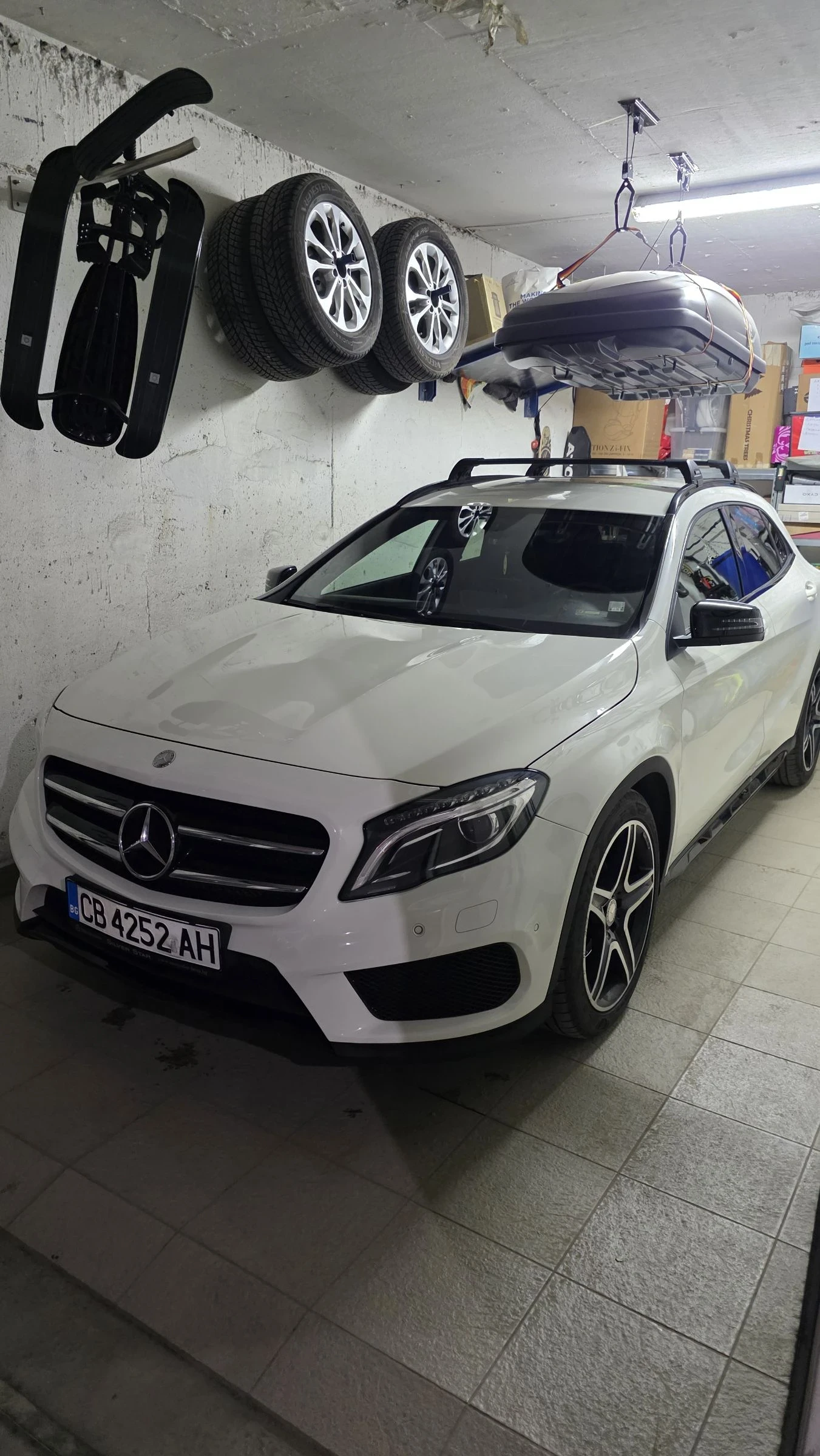 Mercedes-Benz GLA 200, снимка 11 - Автомобили и джипове - 54248035