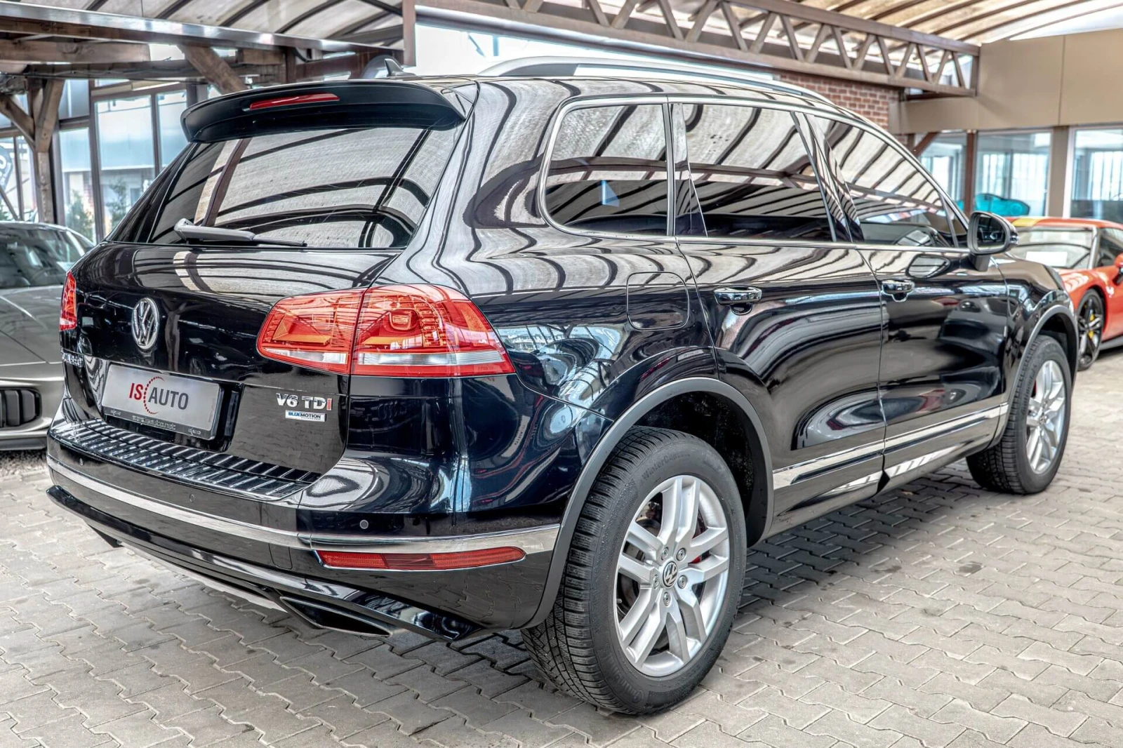 VW Touareg 3.0TDI/Terrain-Tech/Обдухване/dYnaudio/Пано/Камера, снимка 6 - Автомобили и джипове - 54510997