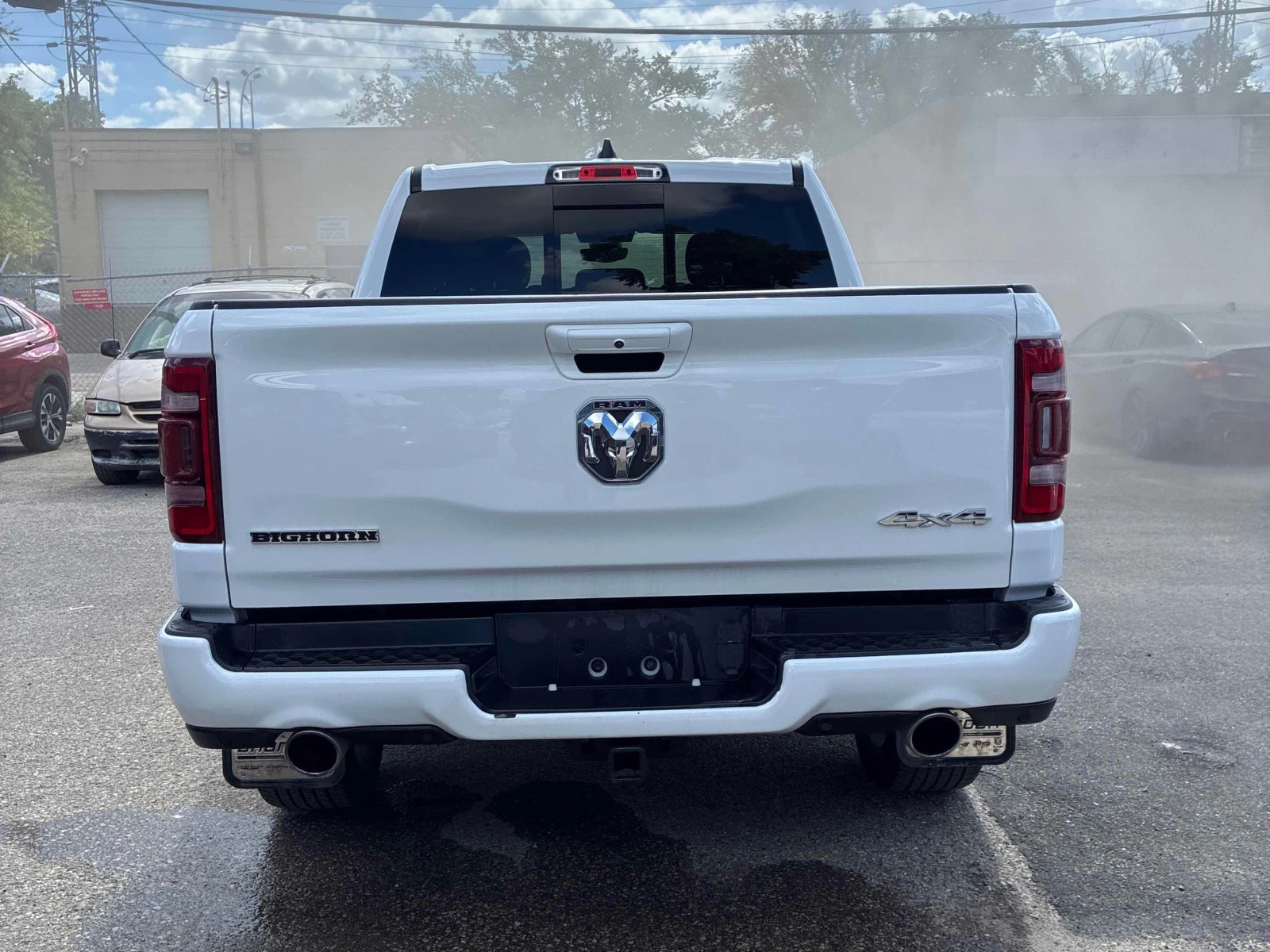 Dodge RAM 1500 * Big Horn * CARFAX * БЕЗ ПЪРВОНАЧАЛНА ВНОСКА, снимка 4 - Автомобили и джипове - 55842615