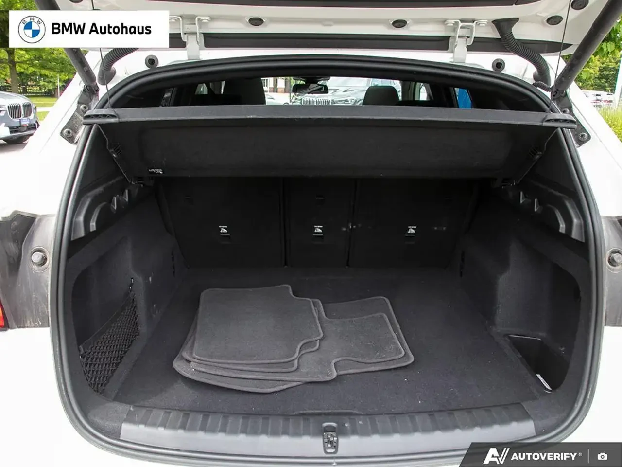 BMW X1 xDrive28i PREMIUM ESSENTIAL | UNIVERSAL GARAGE | Mobile.bg � ����������� 11