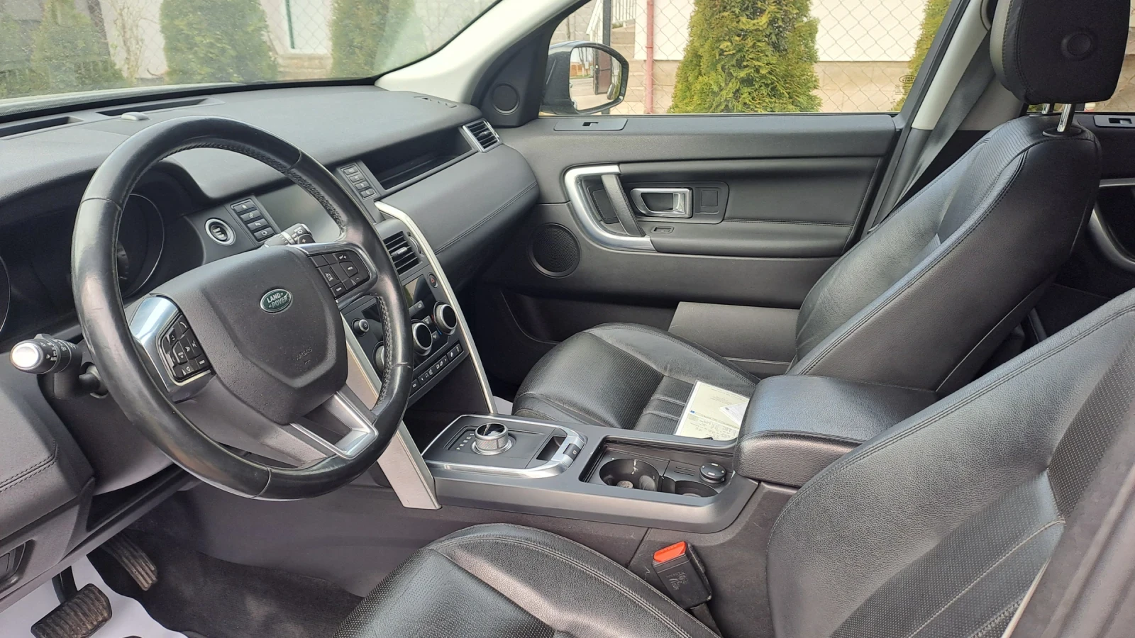 Land Rover Discovery Sport, снимка 6 - Автомобили и джипове - 56571081