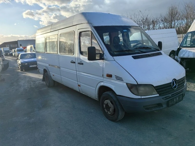 Mercedes-Benz 413 2.2Cdi, снимка 2 - Бусове и автобуси - 47183836