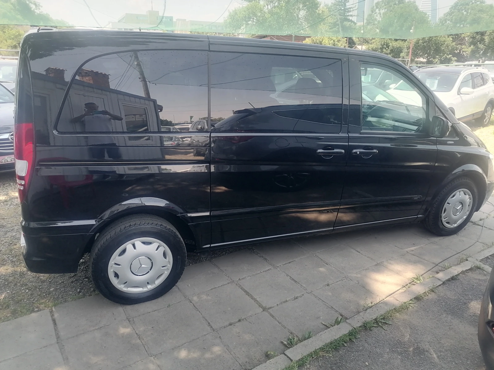 Mercedes-Benz Viano 2.2 CDI - изображение 2