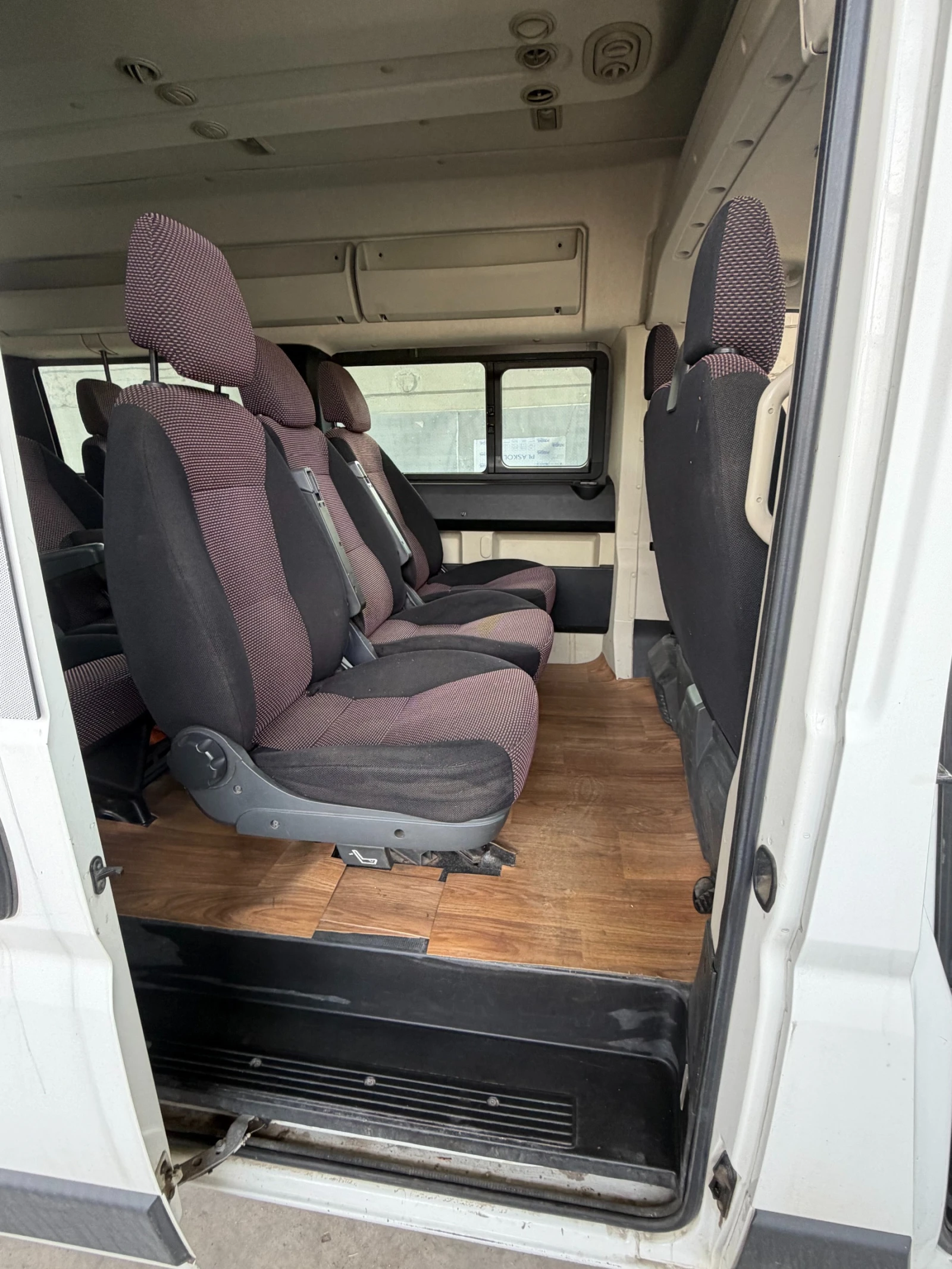 Peugeot Boxer, снимка 9 - Бусове и автобуси - 56724300