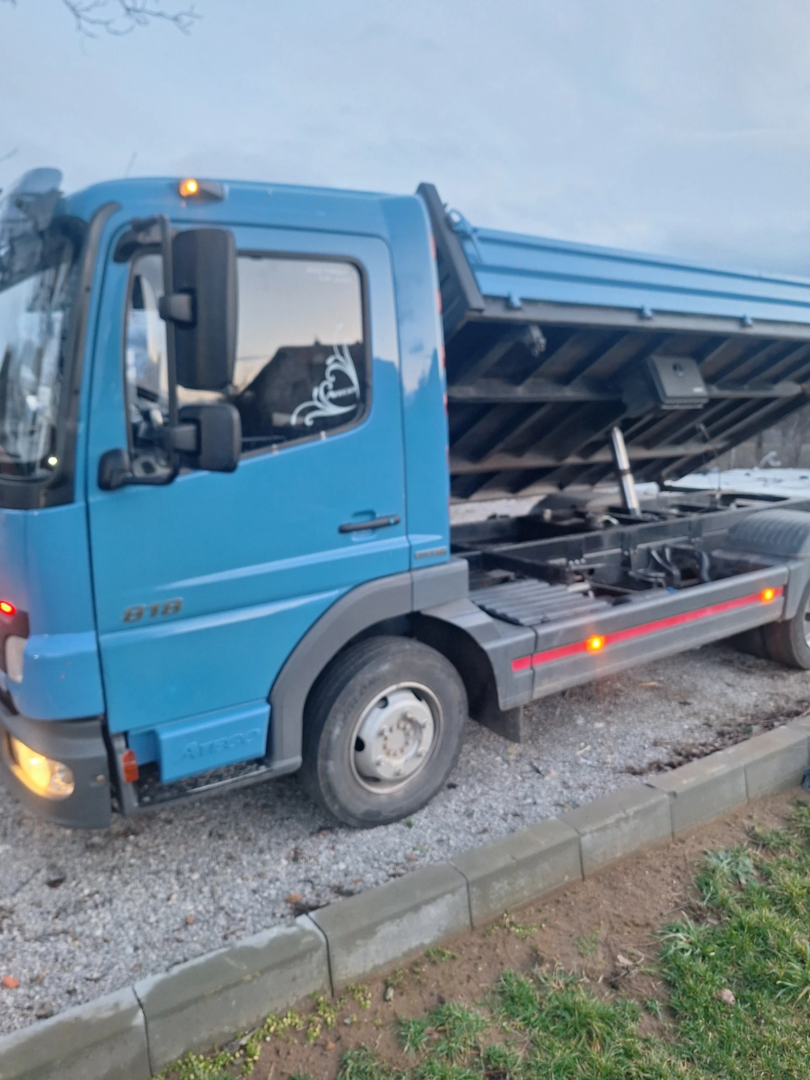 Mercedes-Benz 1018 Самосвал , снимка 9 - Камиони - 53866428