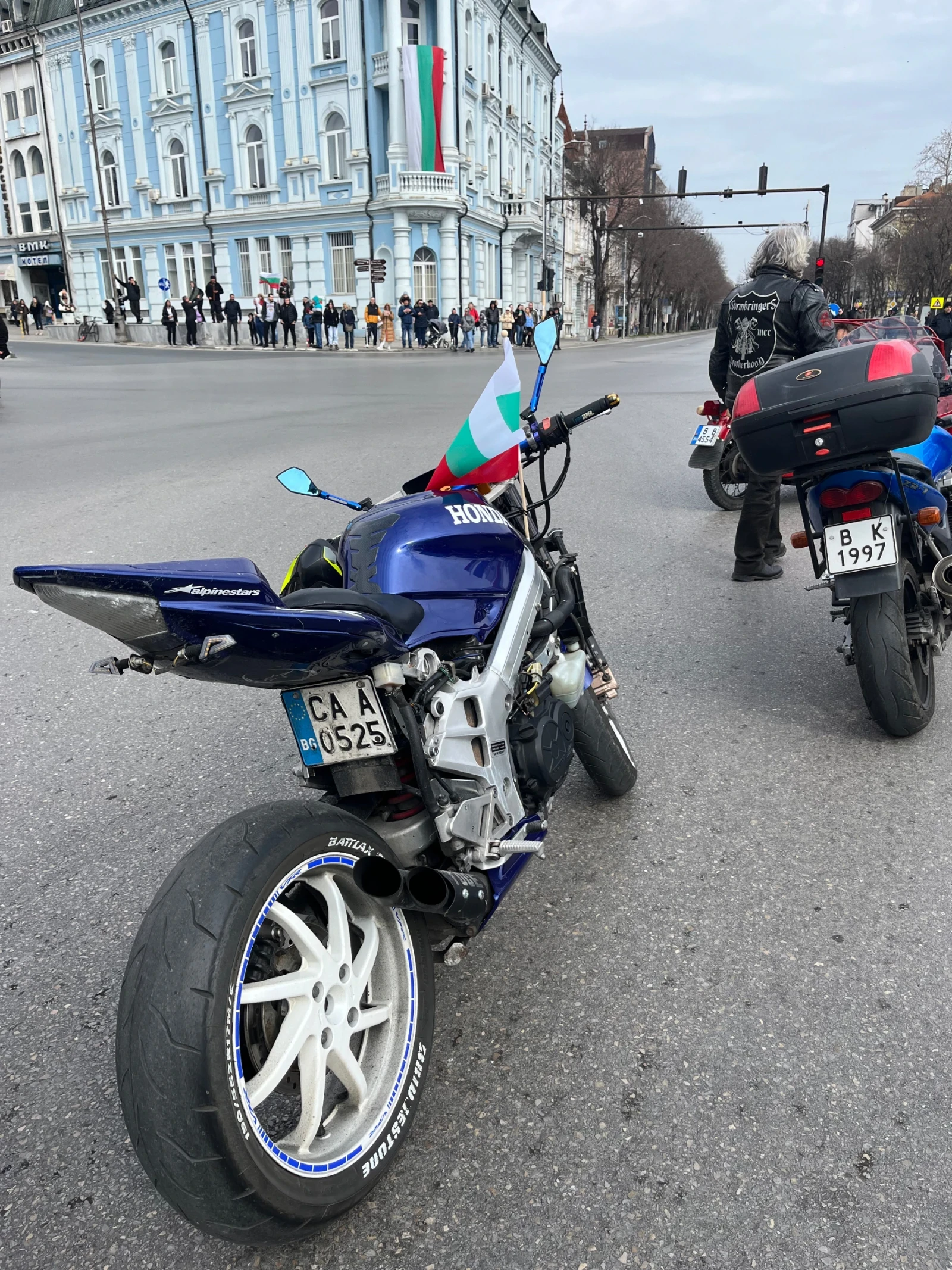 Honda Vfr RC36 - изображение 5