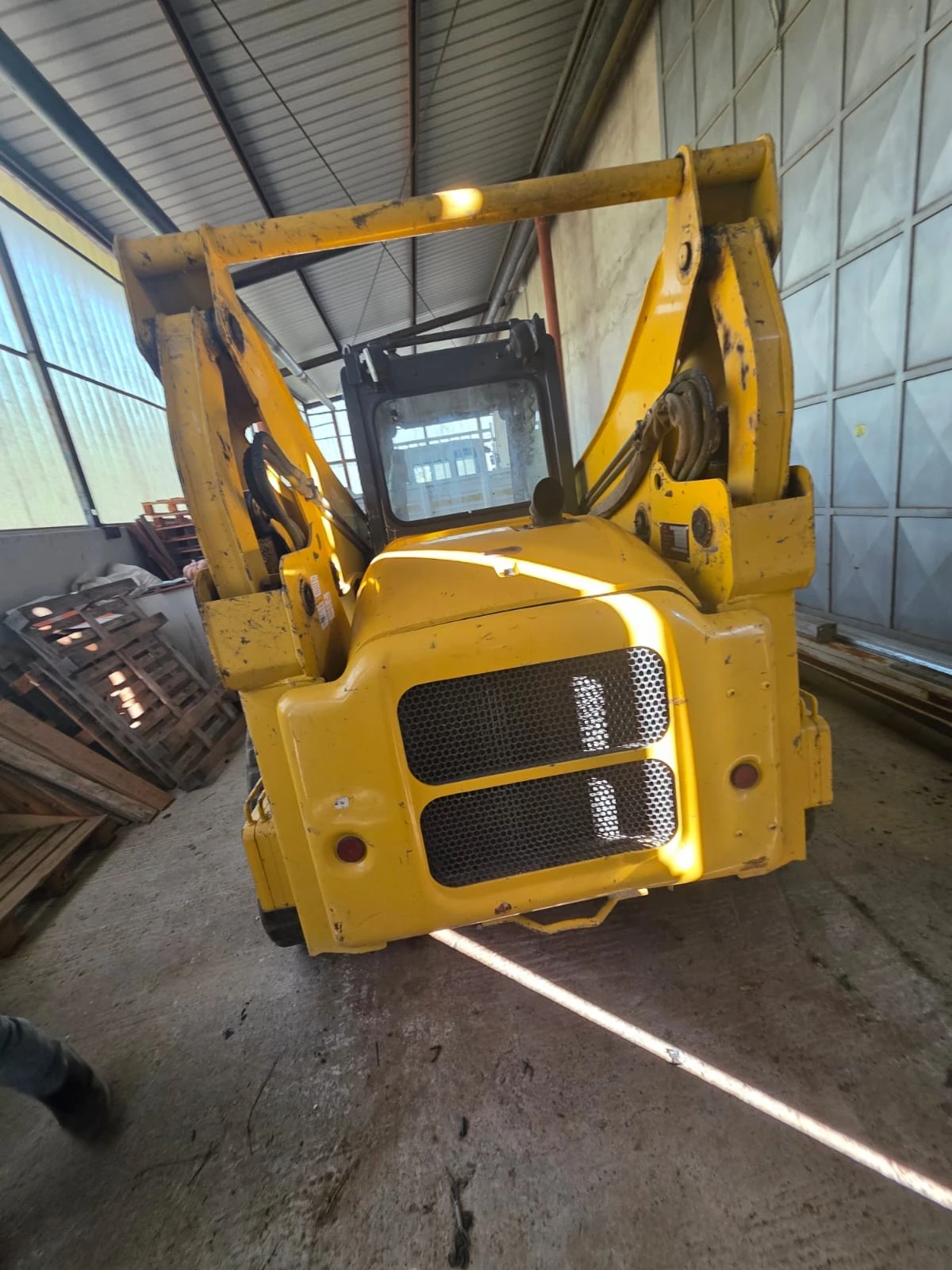 Мини челни товарачи Komatsu CK35, снимка 2 - Индустриална техника - 54158384