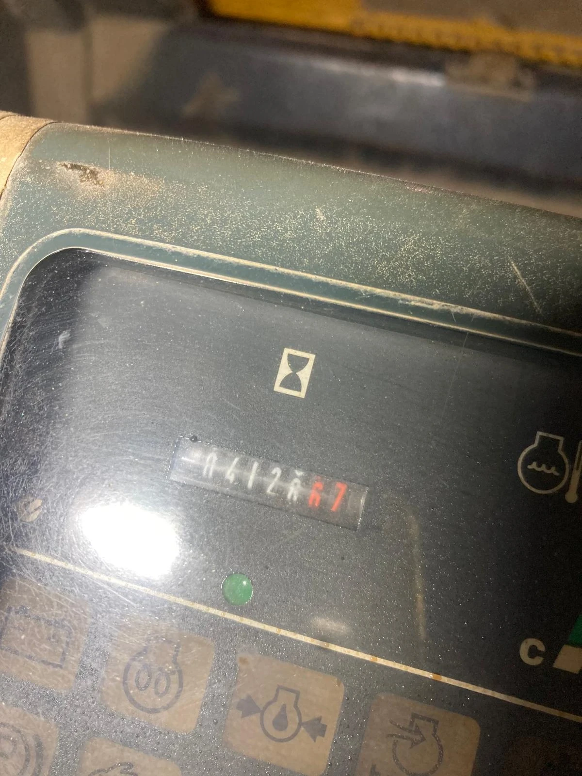 Мини челни товарачи Komatsu CK35, снимка 13 - Индустриална техника - 54158384