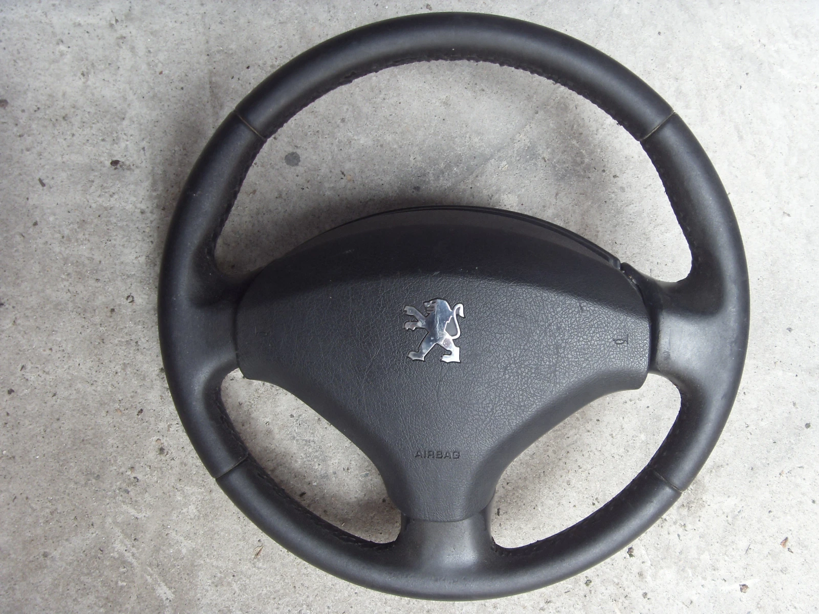 �����,   � ��. ����� �� ���� 208, 308 | Mobile.bg � ����������� 1