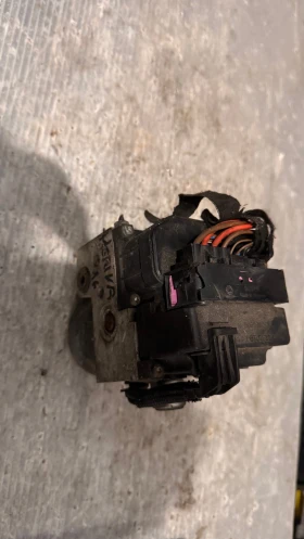     ABS  / ABS   Opel Meriva - 22738568502 6 /  0265216478